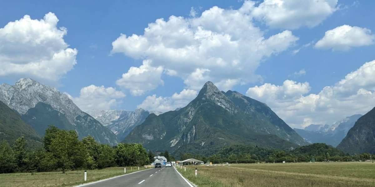 Weg naar Bovec Slovenië